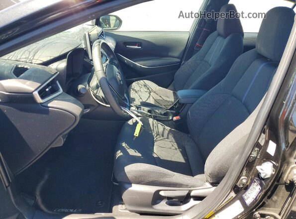 5YFS4RCE7LP054009 2020 TOYOTA COROLLA Черный Вид салона спереди