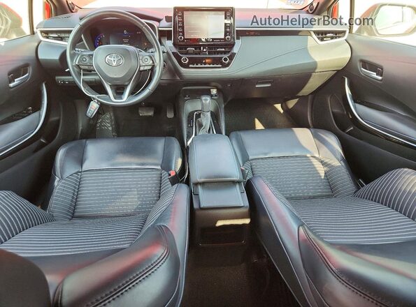 5YFT4RCE8LP006992 2020 TOYOTA COROLLA Red Առջևի վահանակի տեսք