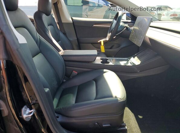 5YJ3E1EA1NF353717 2022 TESLA MODEL Black წინა სალონის ხედი