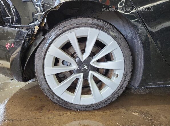 5YJ3E1EA1NF369335 2022 TESLA MODEL Black 