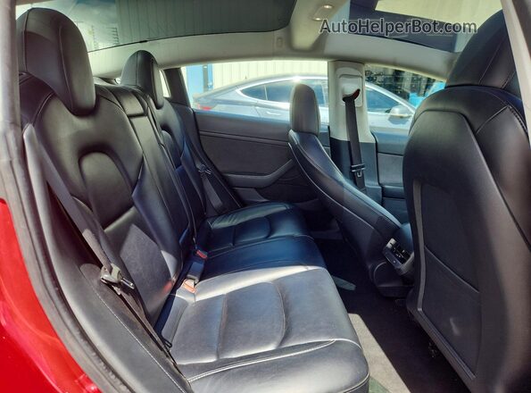 5YJ3E1EA2NF304414 2022 TESLA MODEL Красный Вид задних сидений