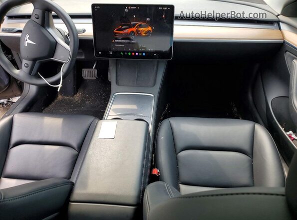 5YJ3E1EA2PF676497 2023 TESLA MODEL Gray Вид панелі приладів