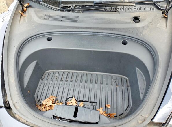 5YJ3E1EA2PF676497 2023 TESLA MODEL Gray Вид задньої частини салону