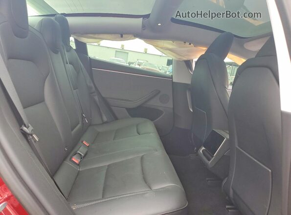 5YJ3E1EA2SF912994 2025 TESLA MODEL Красный Вид задних сидений