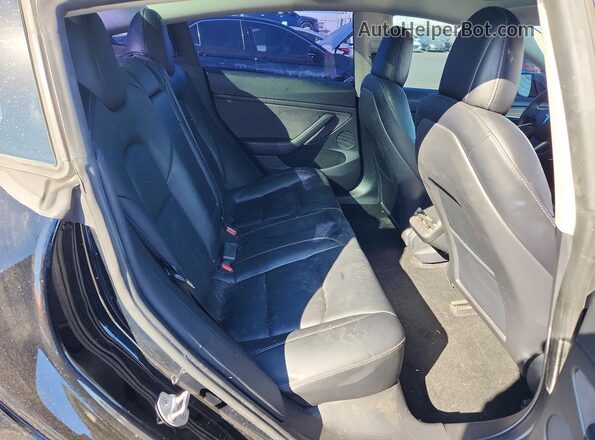 5YJ3E1EA3NF355565 2022 TESLA MODEL Black Rear seats view