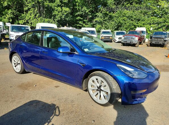 5YJ3E1EA3NF370471 2022 TESLA MODEL Blue Передня права чверть