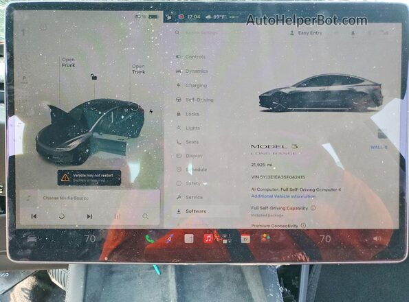 5YJ3E1EA3SF042415 2025 TESLA MODEL Gray Vista del cuadro de instrumentos