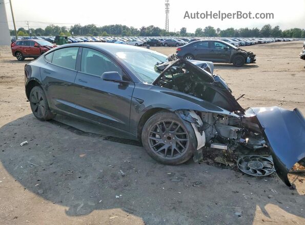 5YJ3E1EA3SF042415 2025 TESLA MODEL Gray Delantero derecho