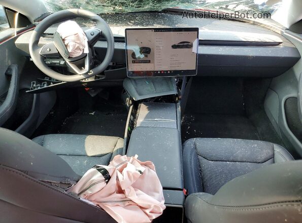 5YJ3E1EA3SF042415 2025 TESLA MODEL Gray Vista del salpicadero