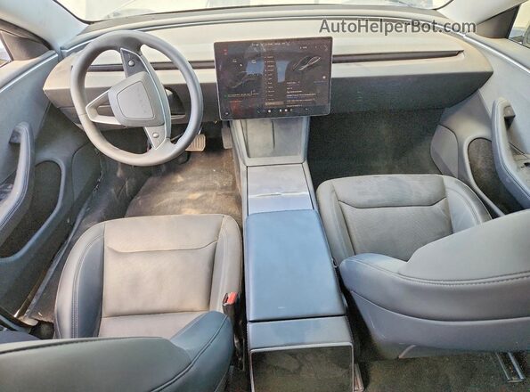 5YJ3E1EA3SF976350 2025 TESLA MODEL Черный Вид панели приборов