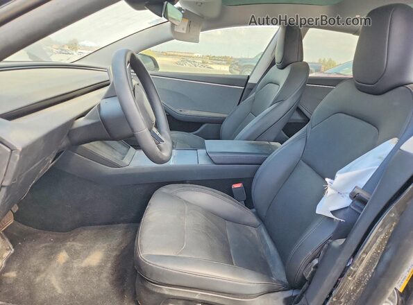 5YJ3E1EA3SF976350 2025 TESLA MODEL Черный Вид салона спереди