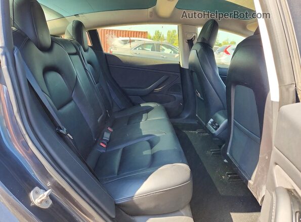 5YJ3E1EA4KF321663 2019 TESLA MODEL Серый Вид задней части салона