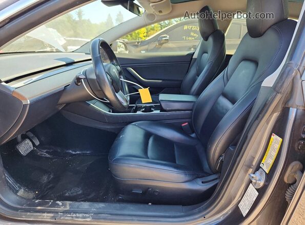 5YJ3E1EA4KF321663 2019 TESLA MODEL Серый Вид салона спереди