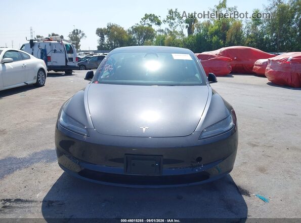 5YJ3E1EA5SF083368 2025 TESLA MODEL 3  Vista del cuadro de instrumentos