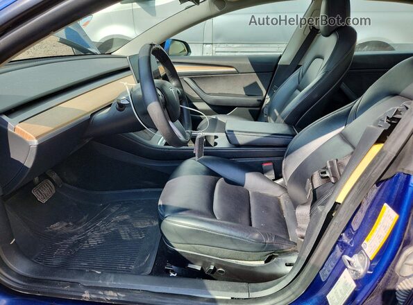 5YJ3E1EA7NF286475 2022 TESLA MODEL Blue Widok wnętrza z przodu