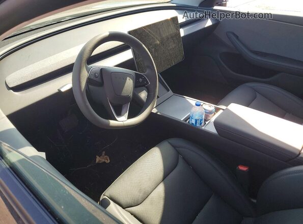 5YJ3E1EA7TF195722 2026 TESLA MODEL Black Առջևի վահանակի տեսք
