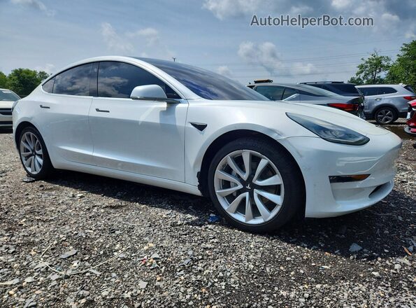 5YJ3E1EA9KF311713 2019 TESLA MODEL White Przód prawy