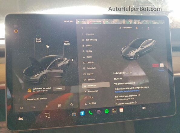 5YJ3E1EA9PF474448 2023 TESLA MODEL Gray Vista del cuadro de instrumentos
