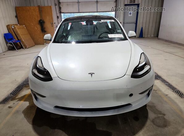 5YJ3E1EAXMF851817 2021 TESLA MODEL White Widok z przodu