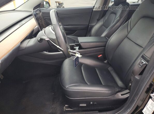 5YJ3E1EB0KF384882 2019 TESLA MODEL Черный Вид салона спереди