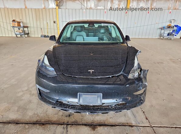 5YJ3E1EB0NF267047 2022 TESLA MODEL Black Widok z przodu