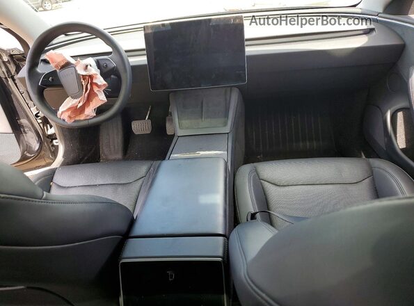 5YJ3E1EB0RF736725 2024 TESLA MODEL Gray Dashboard view