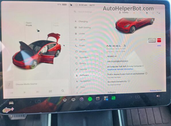 5YJ3E1EB1JF100805 2018 TESLA MODEL Red ხელსაწყოთა პანელის ხედი