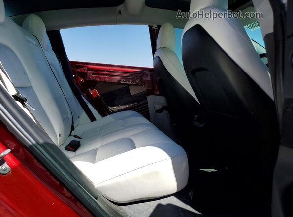 5YJ3E1EB1JF100805 2018 TESLA MODEL Red უკანა სავარძლების ხედი