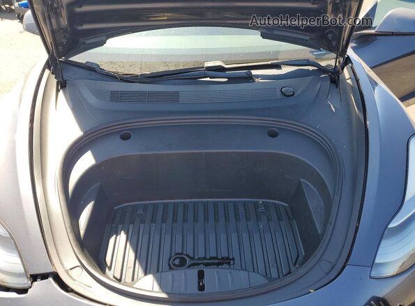 5YJ3E1EB1MF055272 2021 TESLA MODEL Charcoal Widok wnętrza z tyłu