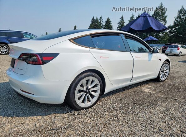 5YJ3E1EB2MF960751 2021 TESLA MODEL White Tył prawy