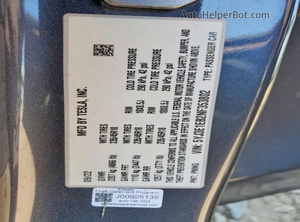 5YJ3E1EB2NF353802 2022 TESLA MODEL Gray ძრავის განყოფილების ხედი