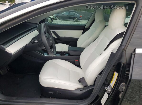 5YJ3E1EB3KF365923 2019 TESLA MODEL Черный Вид салона спереди