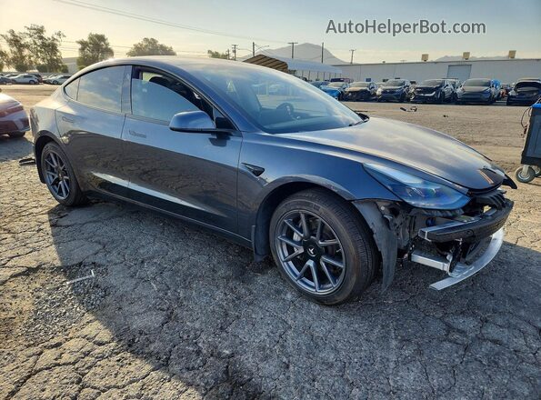 5YJ3E1EB3MF939147 2021 TESLA MODEL Gray Delantero derecho