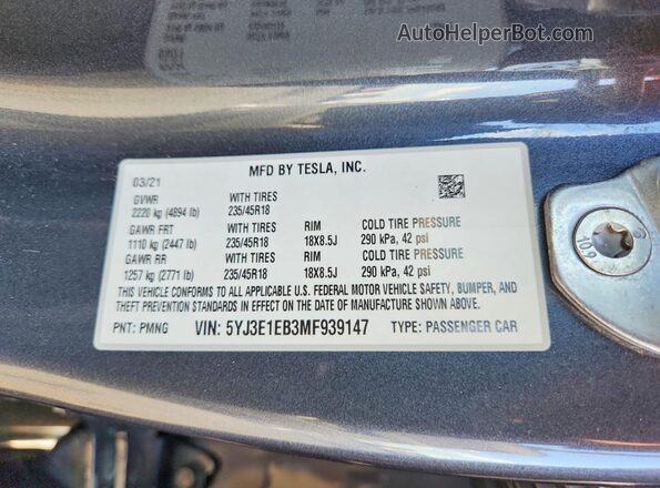 5YJ3E1EB3MF939147 2021 TESLA MODEL Gray Vista del compartimento del motor