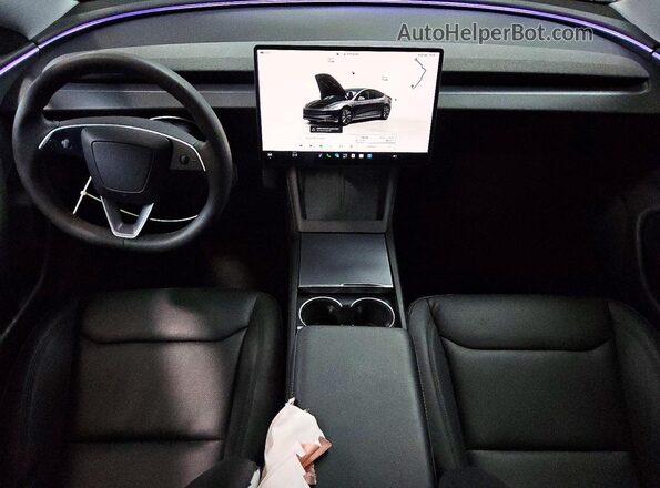 5YJ3E1EB3SF884650 2025 TESLA MODEL Серый Вид панели приборов