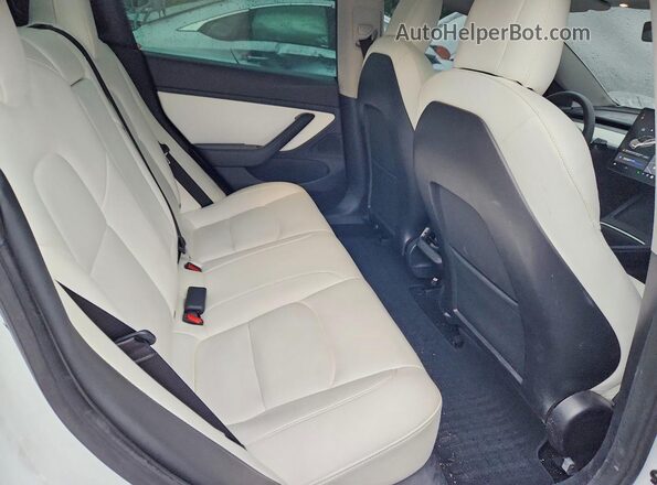 5YJ3E1EB4MF858593 2021 TESLA MODEL Белый Вид задних сидений