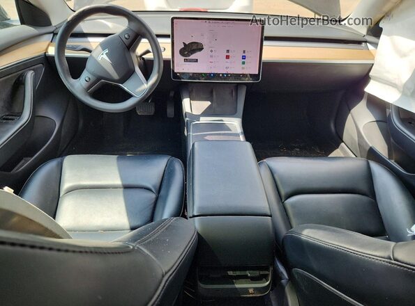 5YJ3E1EB4MF961013 2021 TESLA MODEL Black Widok deski rozdzielczej