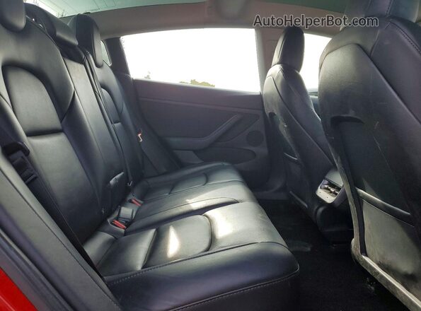 5YJ3E1EB4NF206834 2022 TESLA MODEL Red Vista de los asientos traseros