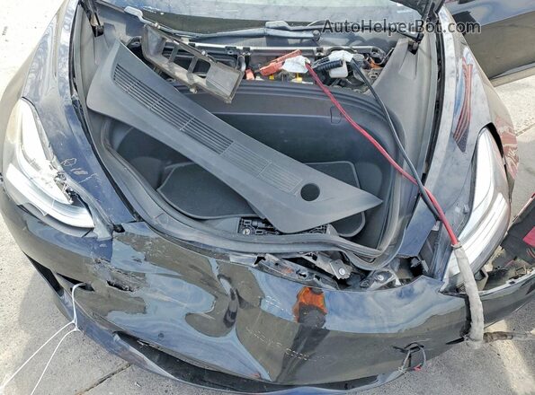 5YJ3E1EB5JF144273 2018 TESLA MODEL Black Rear interior view