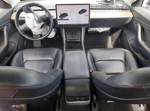5YJ3E1EB5JF144273 2018 TESLA MODEL Black Dashboard view