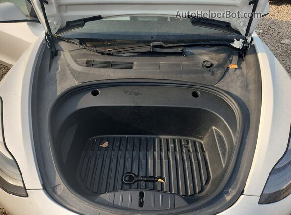 5YJ3E1EB5MF077565 2021 TESLA MODEL White Vista interior trasera
