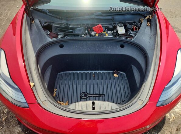 5YJ3E1EB5MF902844 2021 TESLA MODEL Red Вид підкапотного простору
