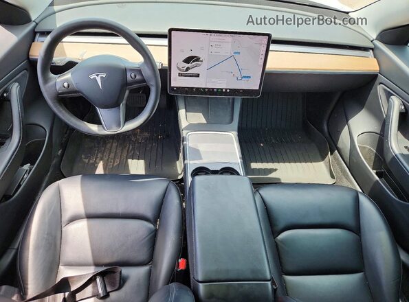 5YJ3E1EB5MF906652 2021 TESLA MODEL White Widok deski rozdzielczej
