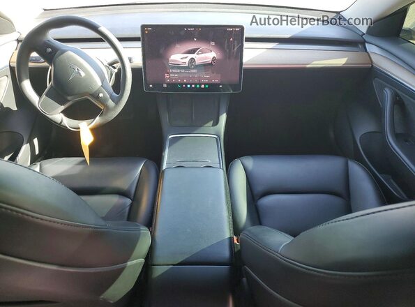 5YJ3E1EB5NF183886 2022 TESLA MODEL White Widok deski rozdzielczej