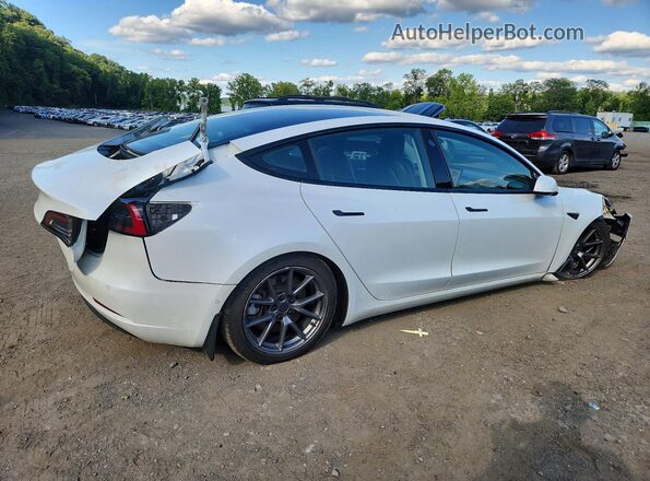 5YJ3E1EB5NF249997 2022 TESLA MODEL White Trasero derecho