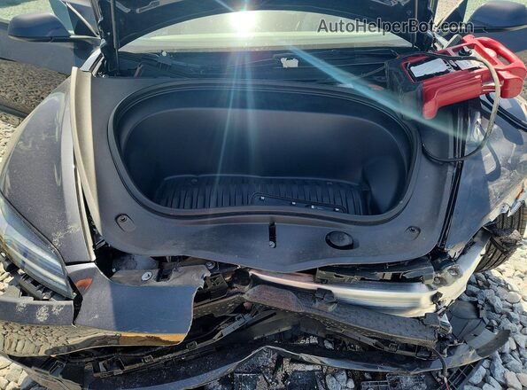 5YJ3E1EB5TF123524 2026 TESLA MODEL Black Vista del compartimento del motor