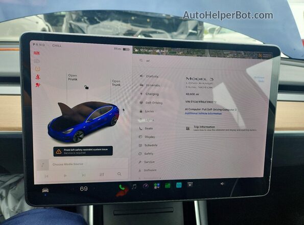 5YJ3E1EB6JF090272 2018 TESLA MODEL Blue Вид щитка приладів