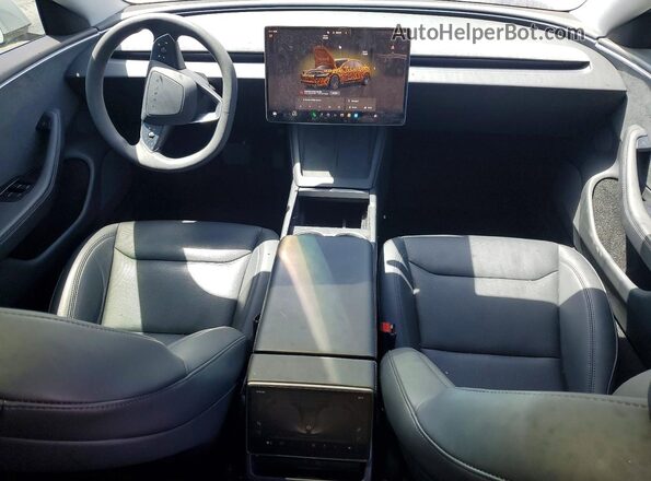 5YJ3E1EB6RF796606 2024 TESLA MODEL White Առջևի վահանակի տեսք