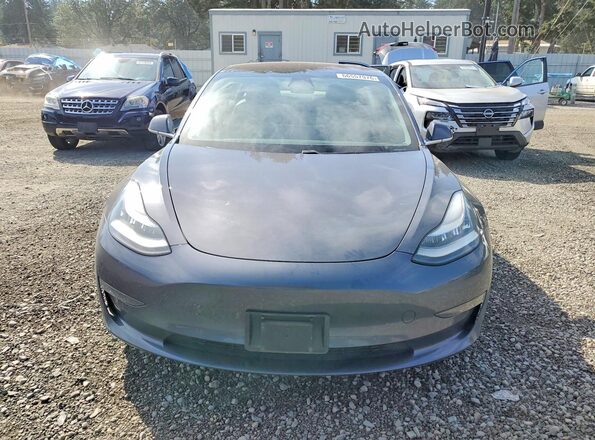 5YJ3E1EB8JF094145 2018 TESLA MODEL Серый Вид спереди
