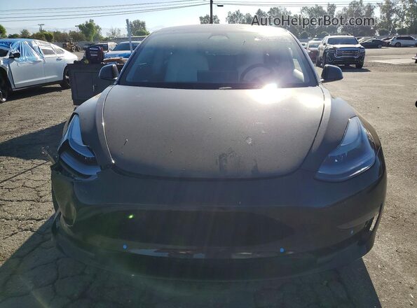 5YJ3E1EB8NF198768 2022 TESLA MODEL Black Вид спереду